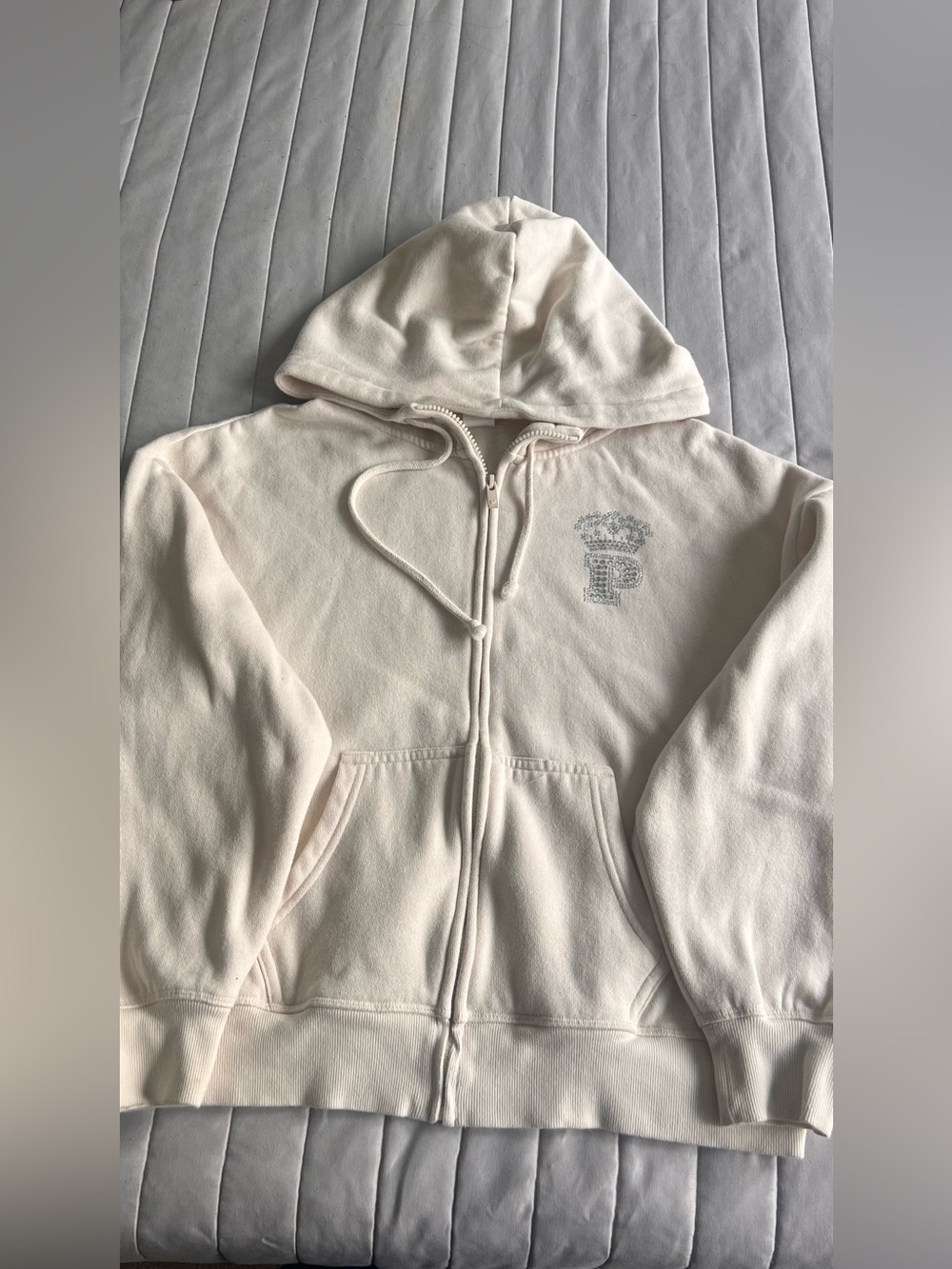 Pink / Victoria Secret Cream XS Zip Sweater. Used.